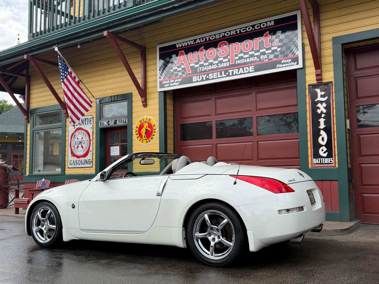 Used 2006 Nissan 350Z Touring RWD image 16