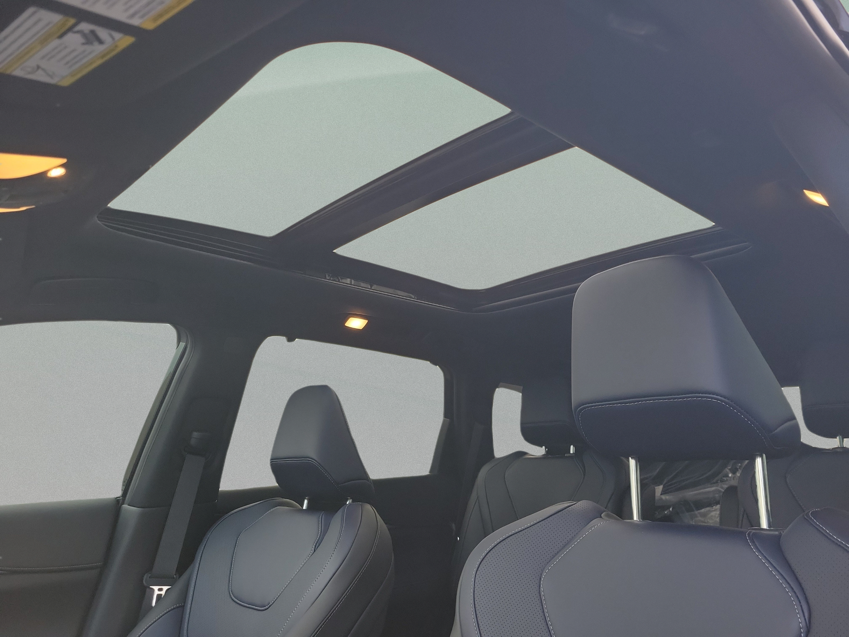 New 2026 INFINITI QX60 Sport w/ Dark Cargo Package AWD/4WD image 19
