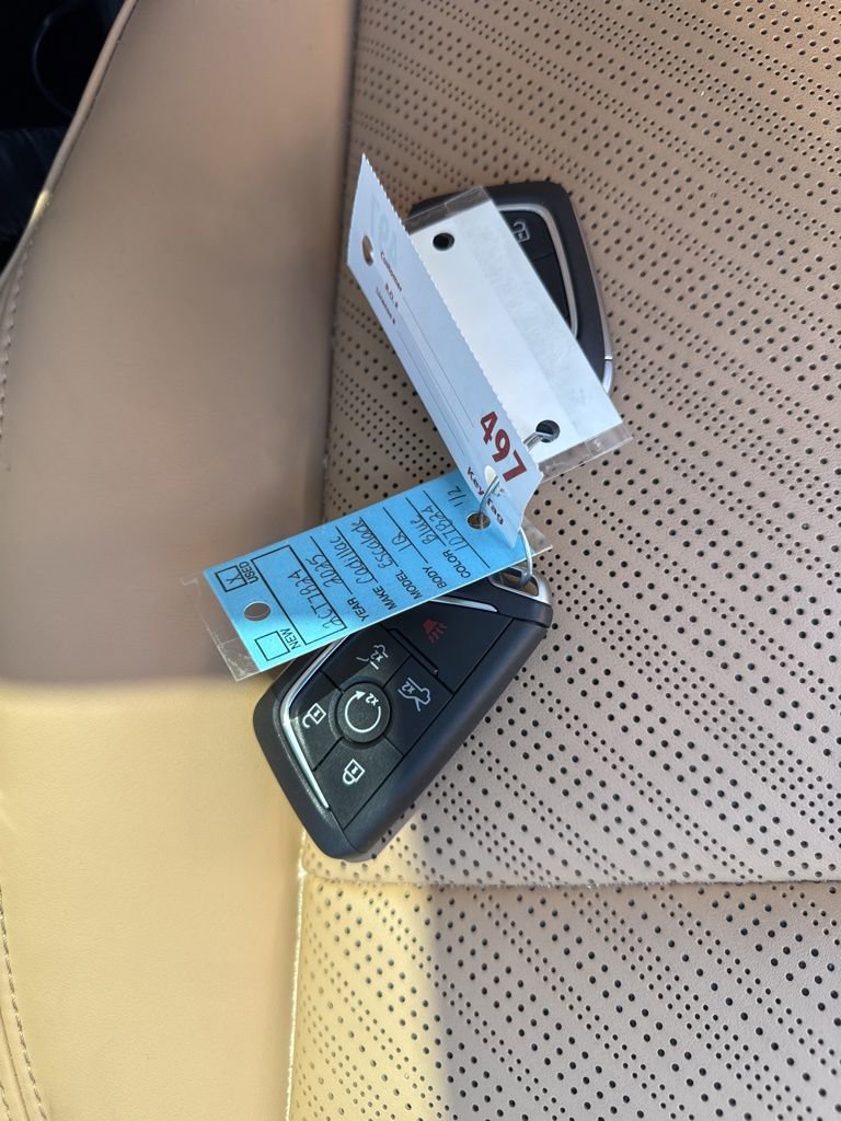 Used 2025 Cadillac Escalade IQ Sport 2 AWD/4WD image 7