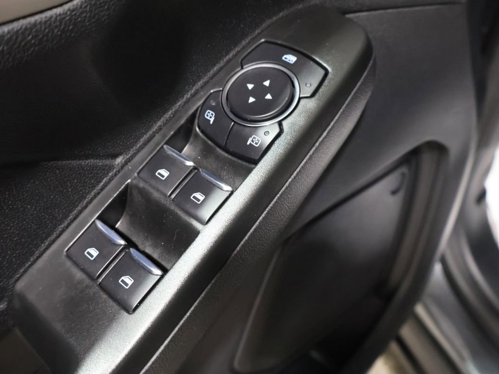 Used 2022 Ford Escape SE image 13