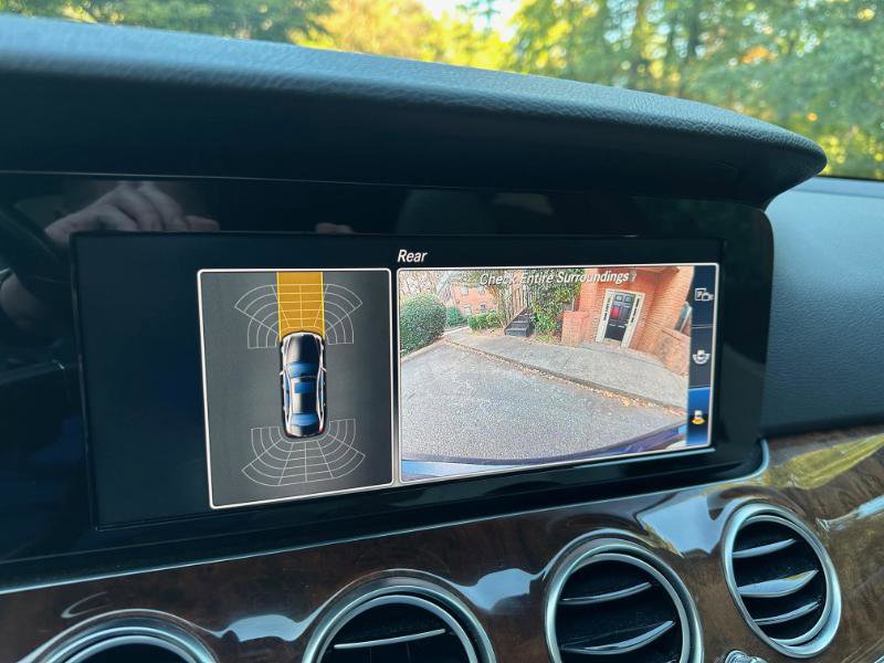 Used 2018 Mercedes-Benz E 300 image 32