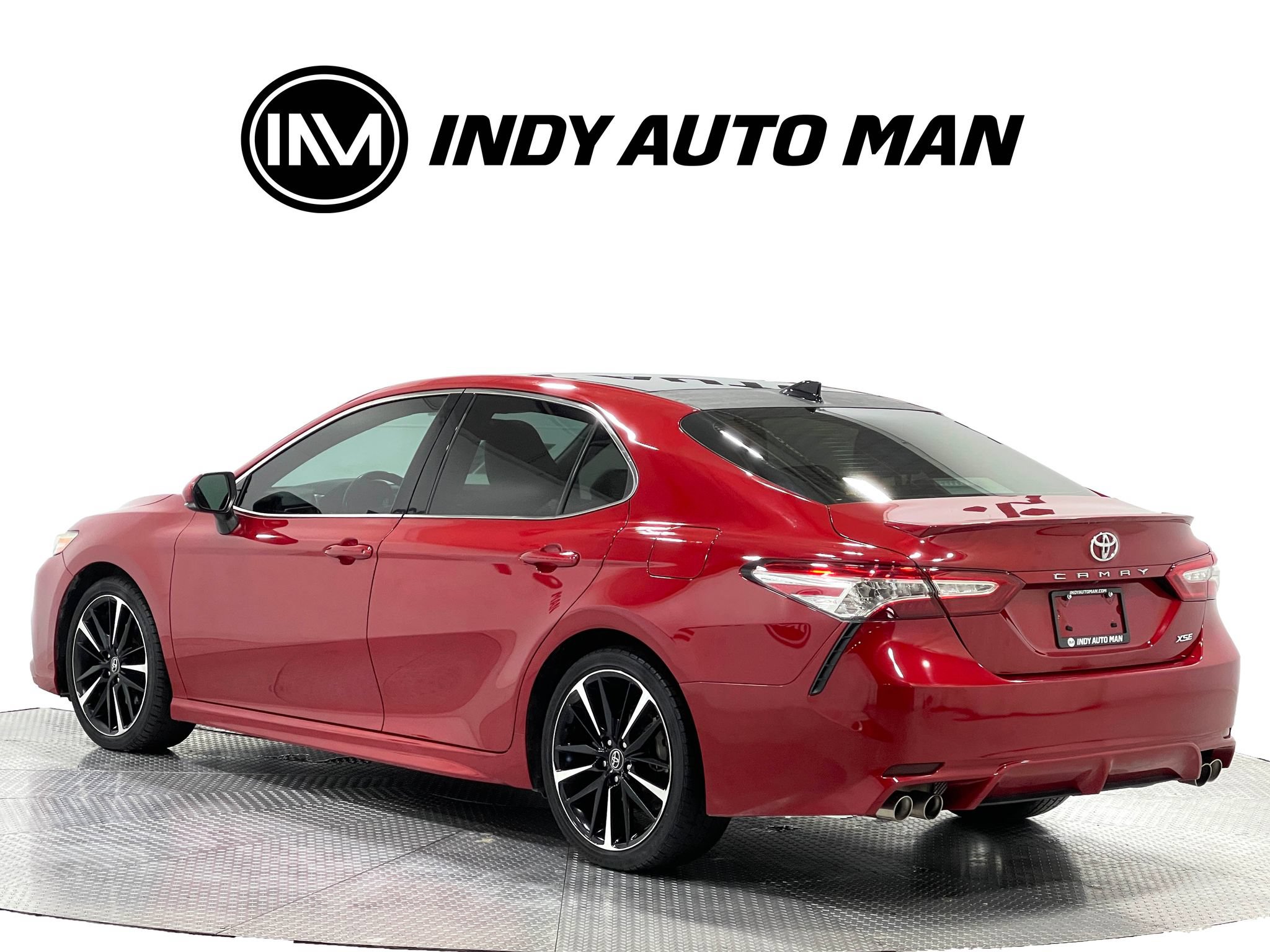 Used 2020 Toyota Camry XSE FWD image 6