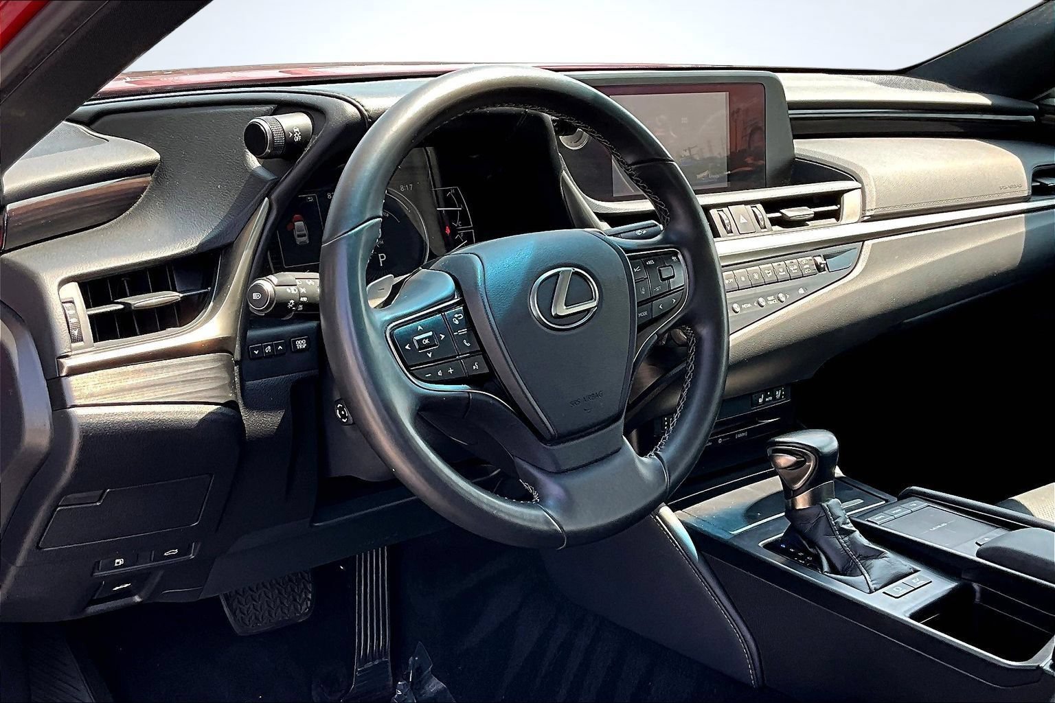 Used 2021 Lexus ES 300h w/ Premium Package FWD image 17
