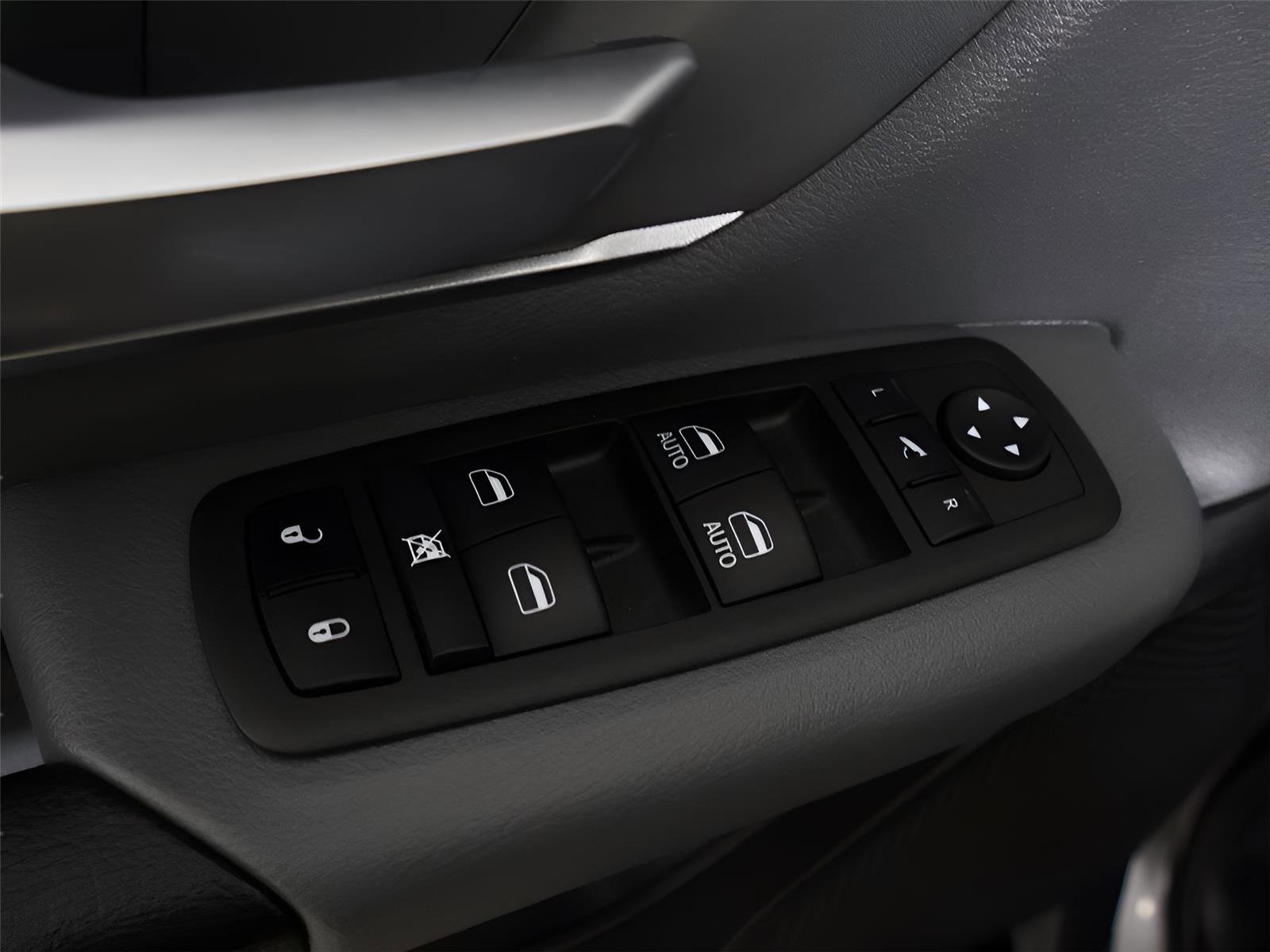 Used 2022 RAM 1500 Big Horn image 32