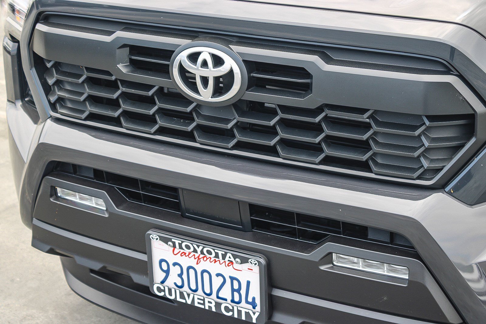 Certified 2024 Toyota Tacoma TRD Sport AWD/4WD image 6