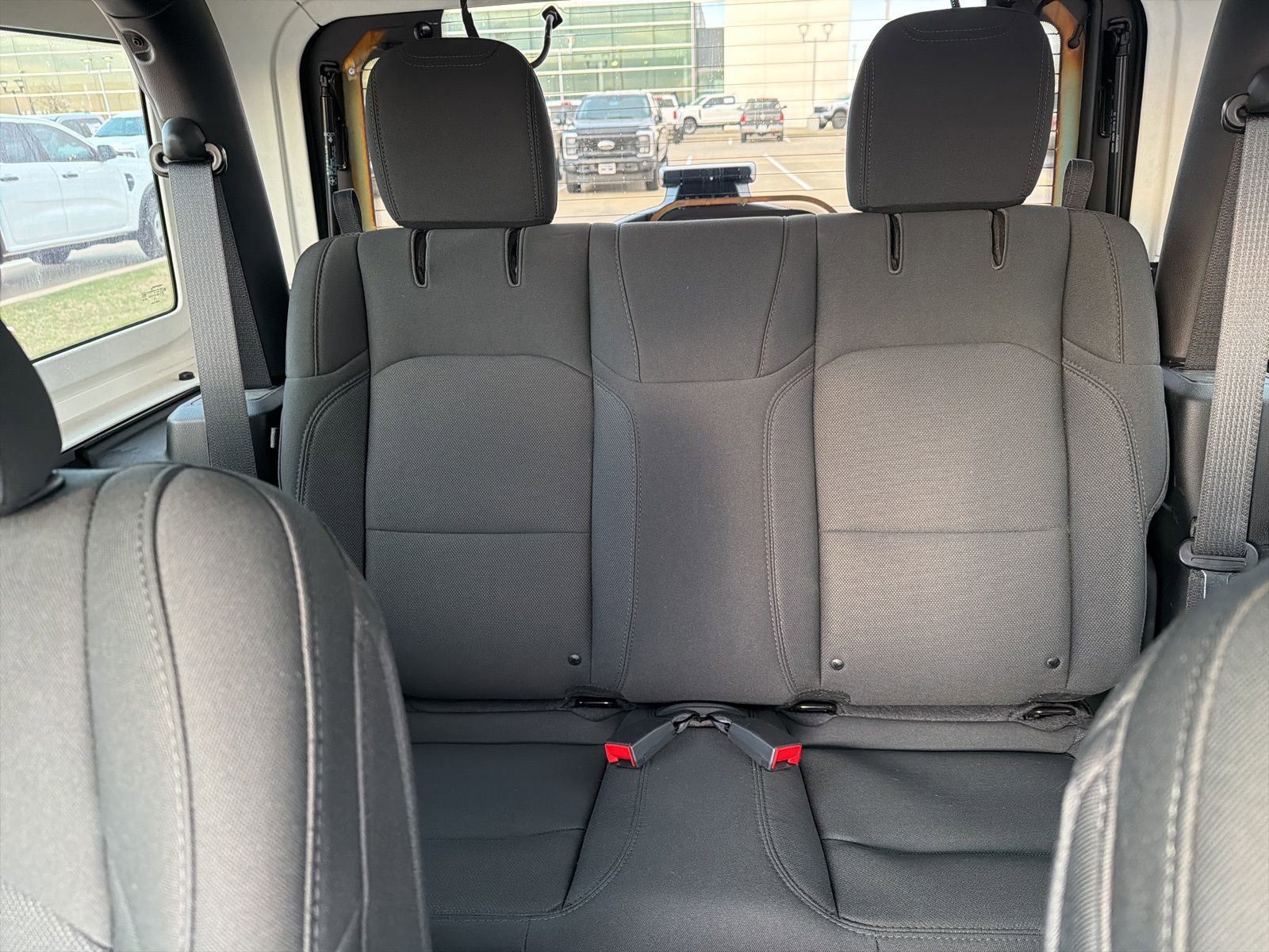 Used 2020 Jeep Wrangler Sport S image 24