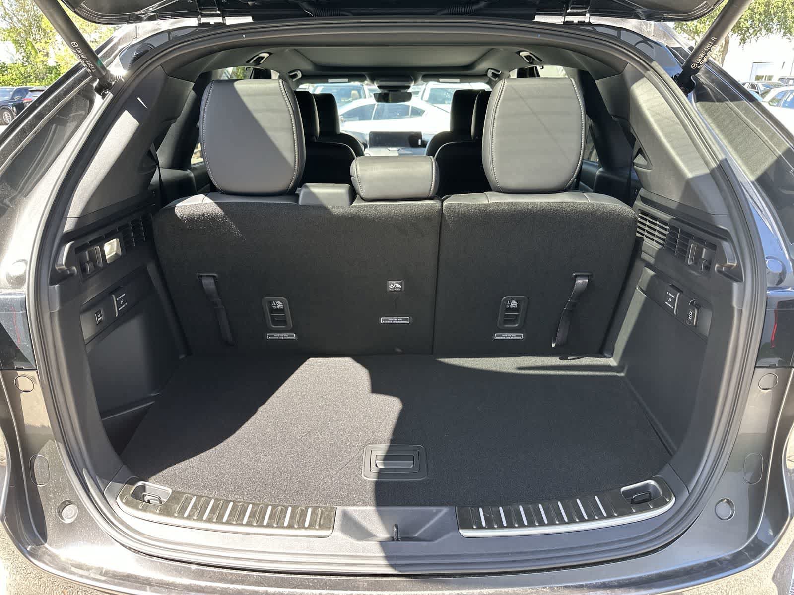 New 2026 MAZDA CX-90 Plug-In Hybrid w/ Premium Plus AWD/4WD image 17