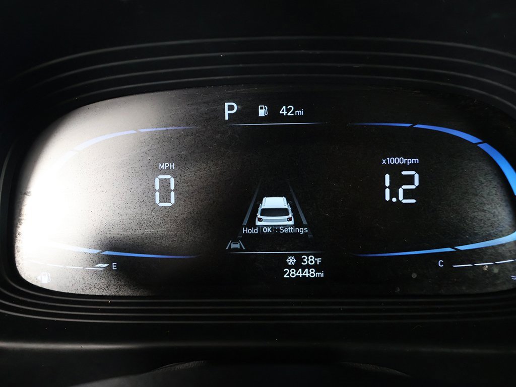 Used 2023 Hyundai Venue SEL image 33