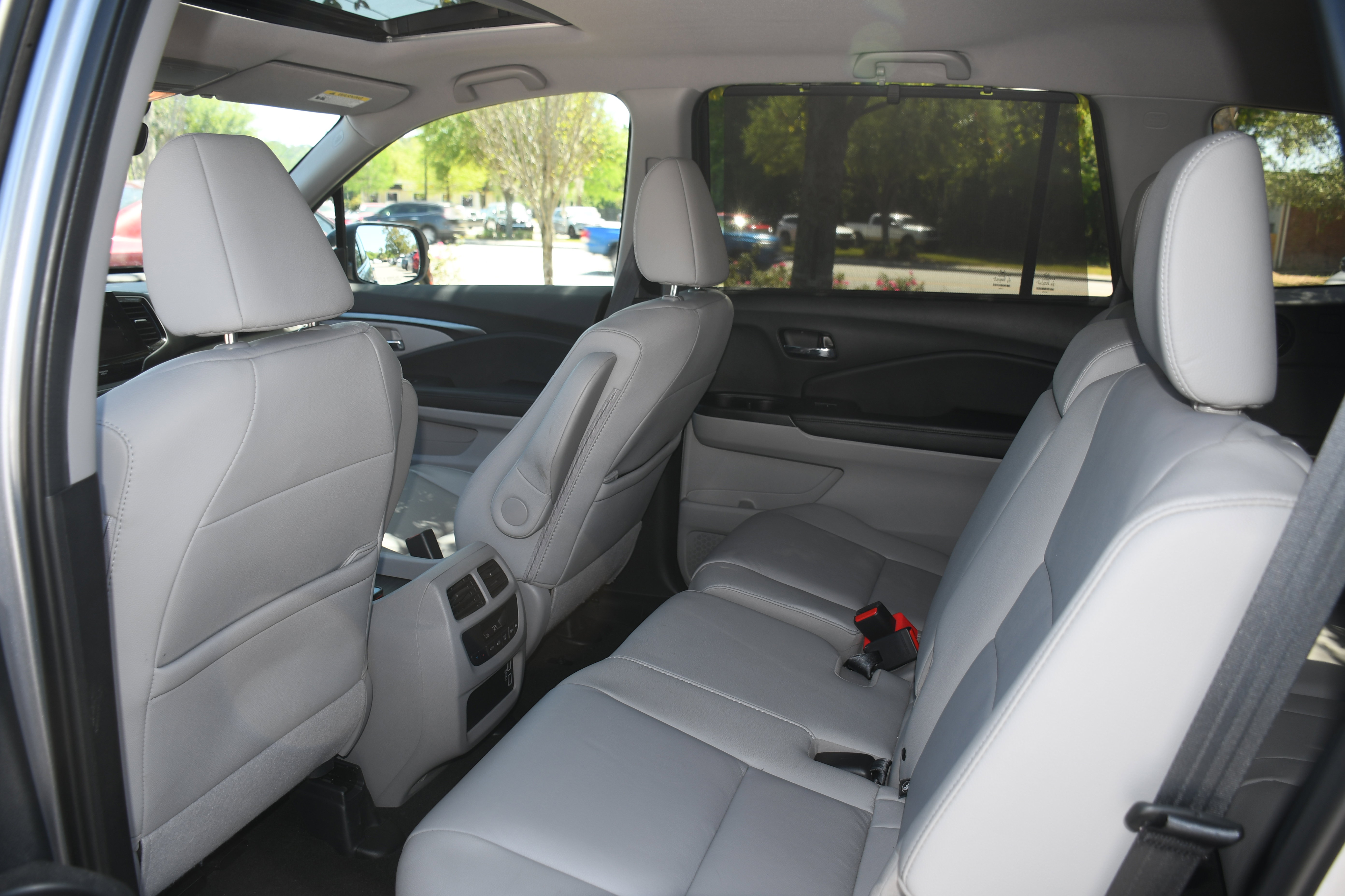 Used 2022 Honda Pilot Special Edition image 17