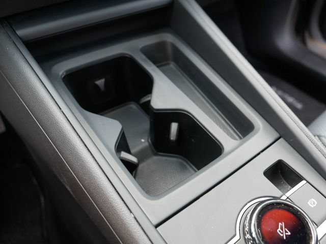 Certified 2025 Volkswagen Tiguan SE AWD/4WD image 34
