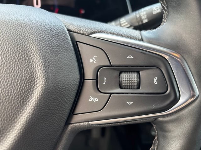 Used 2025 Chevrolet Trax LT w/ LT Convenience Package FWD image 18
