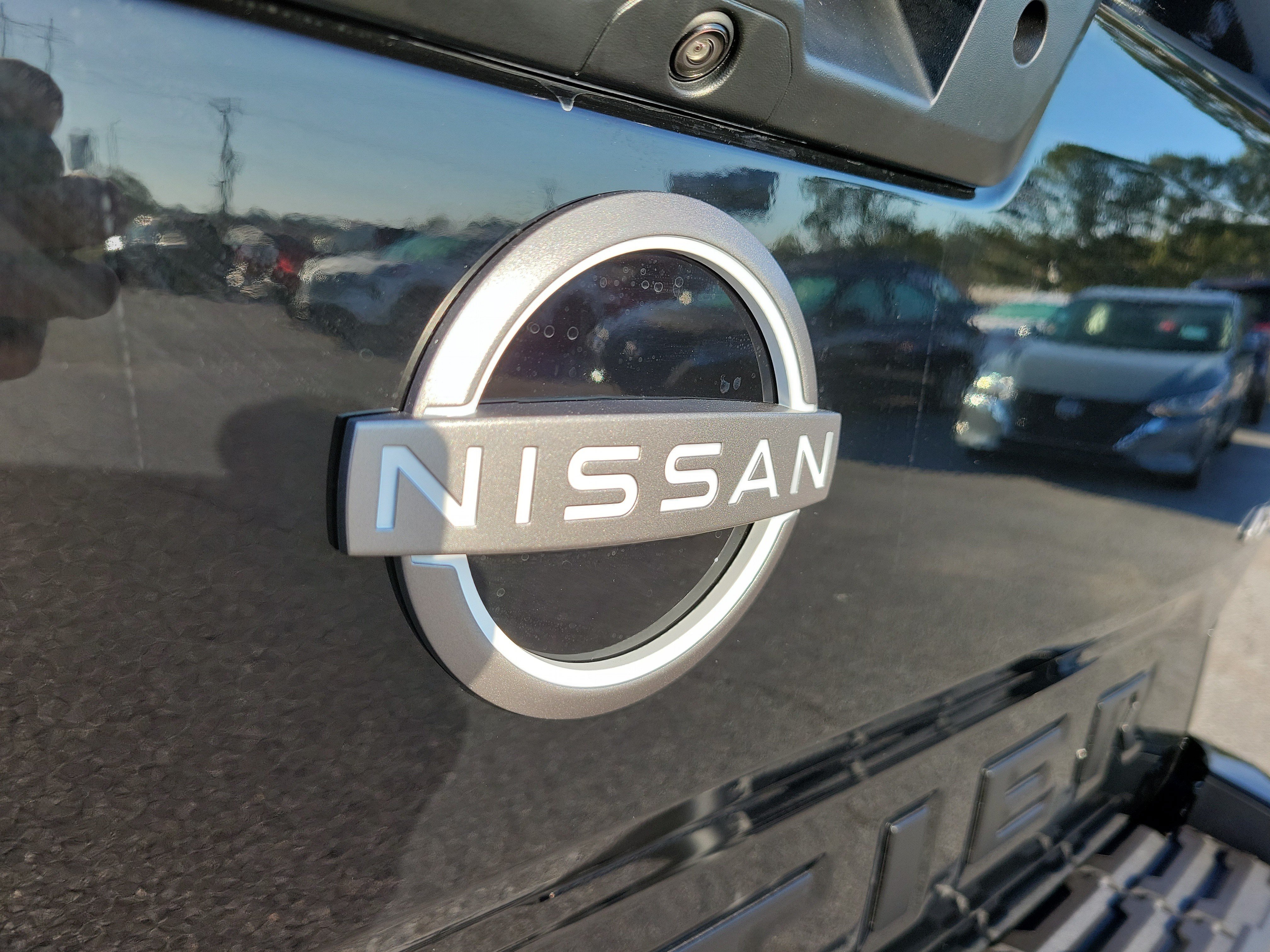 New 2026 Nissan Frontier SV w/ All-Weather Content Package AWD/4WD image 9