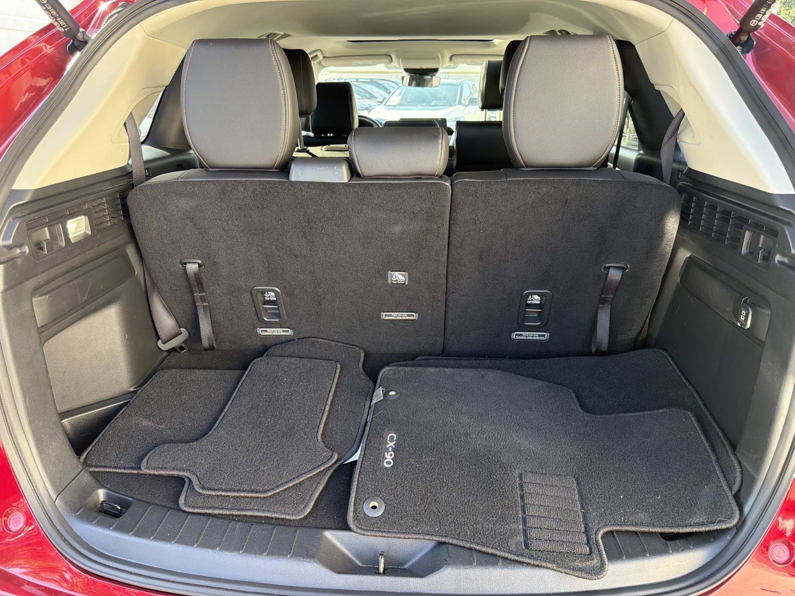 Used 2024 MAZDA CX-90 Plug-In Hybrid w/ Preferred AWD/4WD image 5