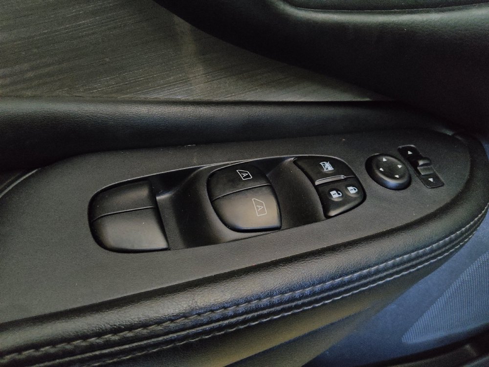 Used 2018 Nissan Murano S w/ Cargo Package FWD image 27