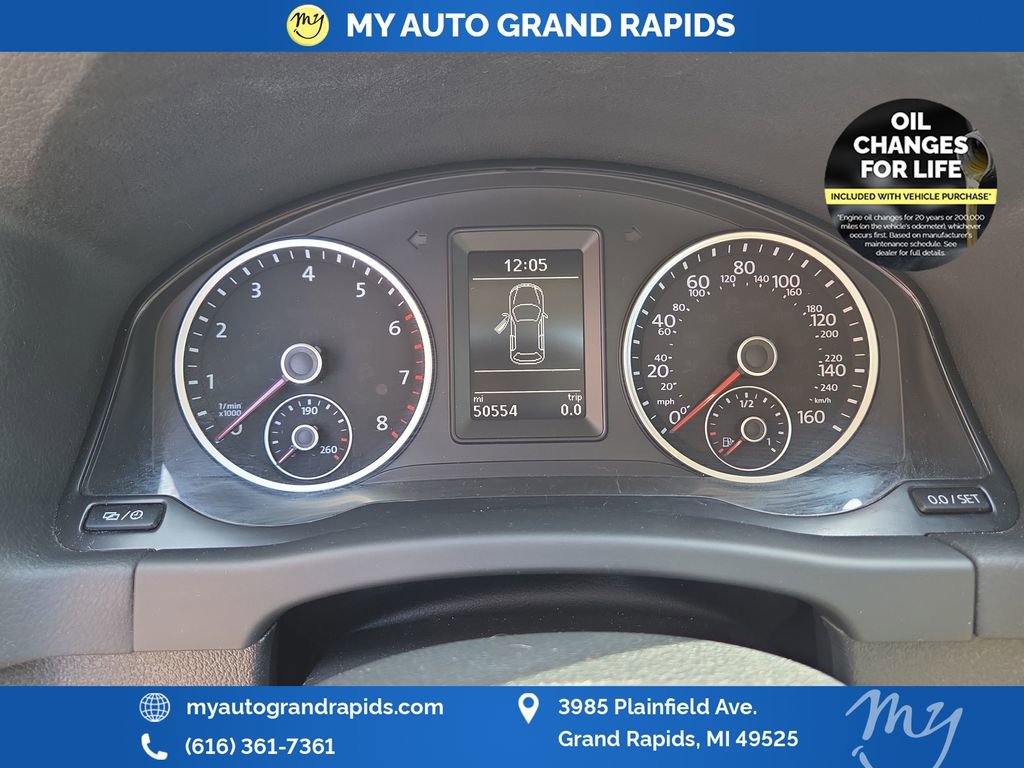 Used 2017 Volkswagen Tiguan S image 17