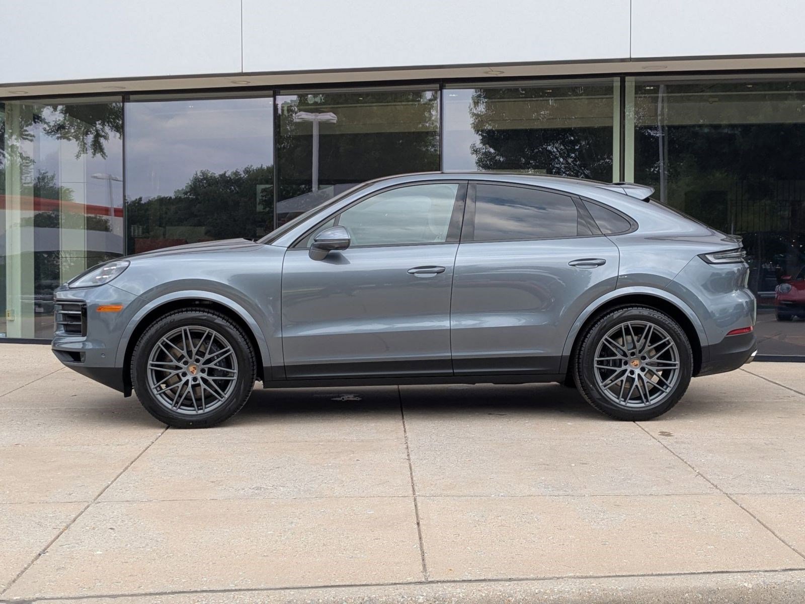New 2026 Porsche Cayenne Coupe AWD/4WD video 2