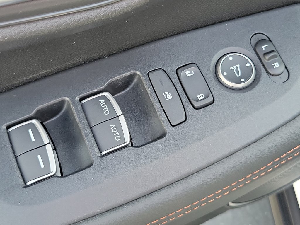 Certified 2025 Honda HR-V Sport image 22