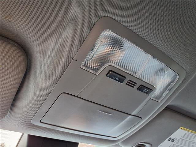 Used 2019 Toyota Highlander LE image 23