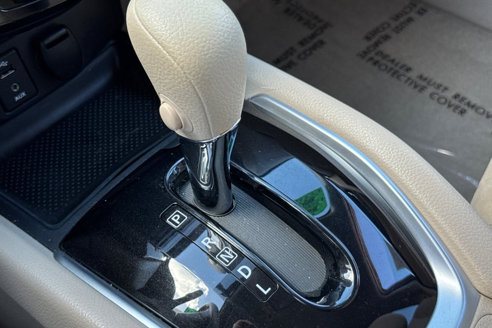 Used 2015 Nissan Rogue SV w/ SV Premium Package FWD image 18