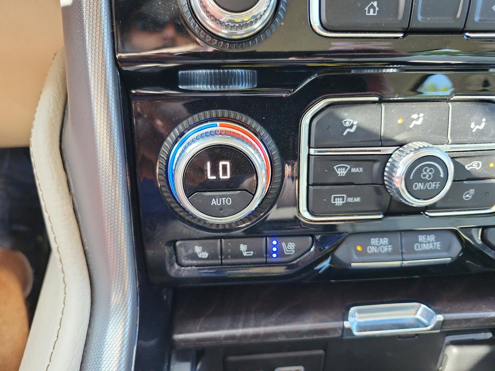 Certified 2023 GMC Yukon Denali w/ Denali Reserve Package AWD/4WD image 21
