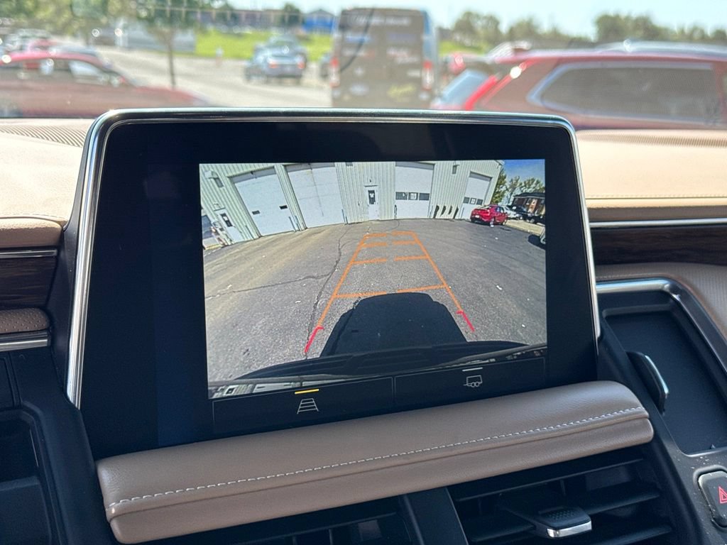 Used 2023 Chevrolet Tahoe Premier AWD/4WD image 22