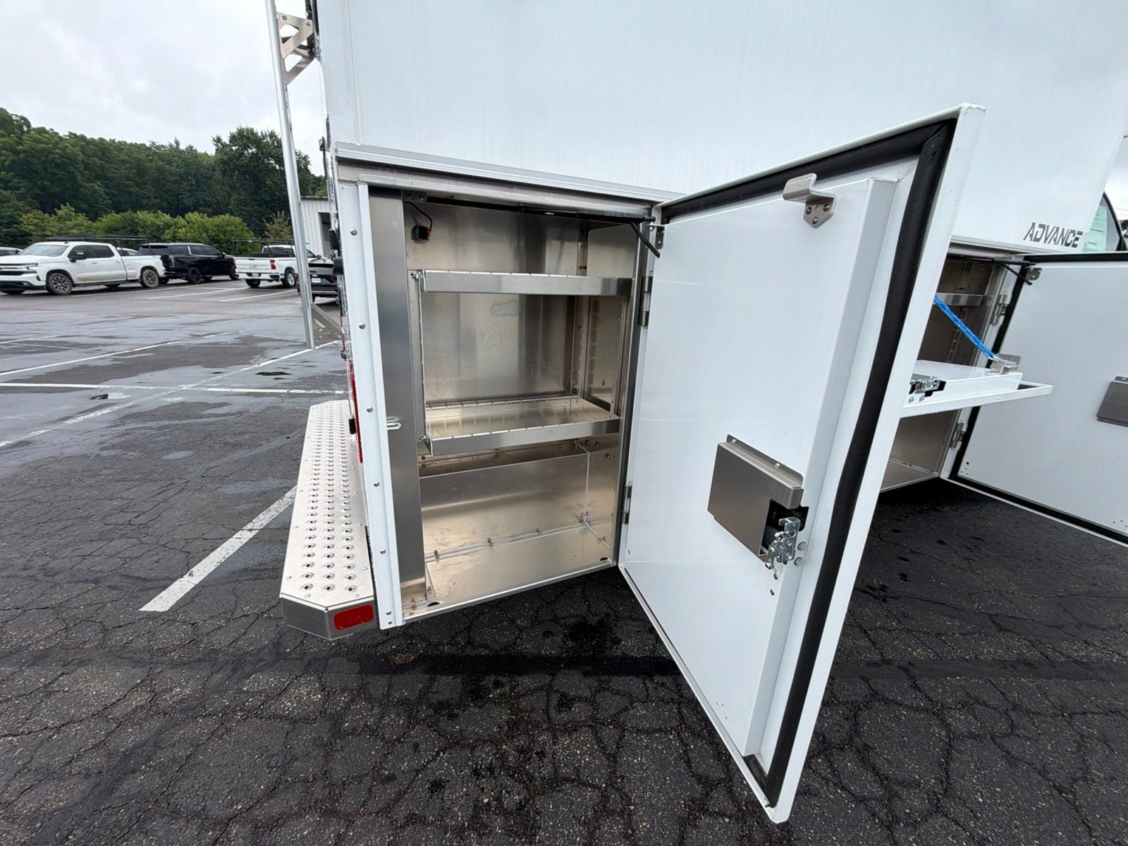 New 2026 Chevrolet Express 3500 w/ Power Convenience Package RWD image 31