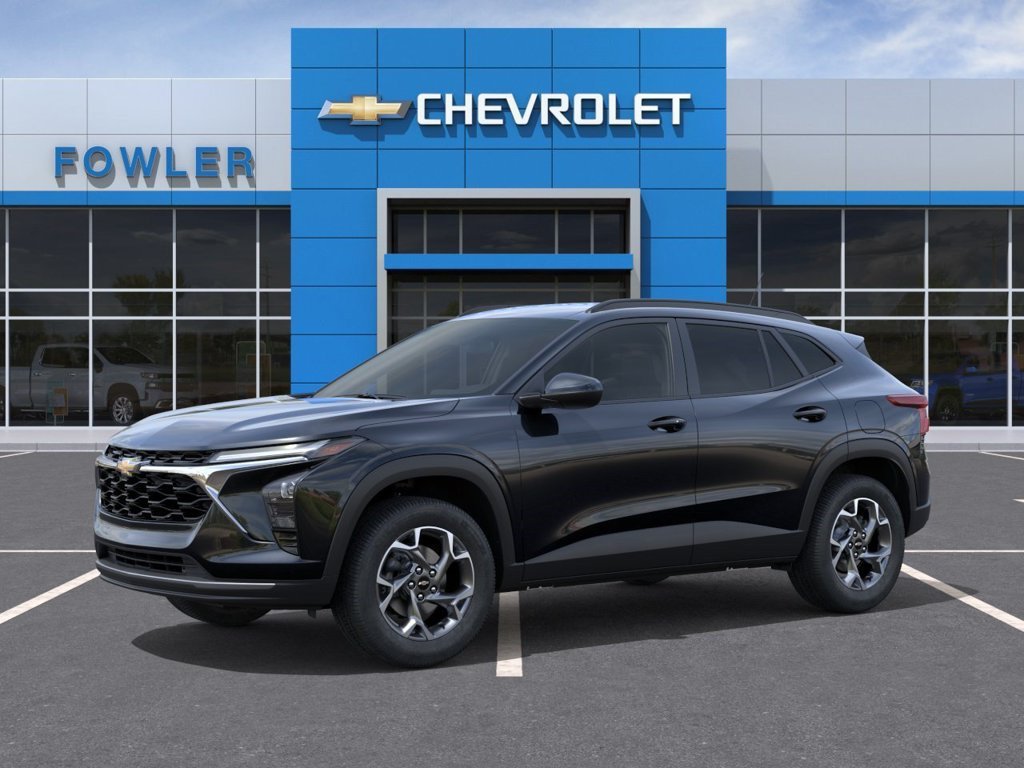 New 2026 Chevrolet Trax LT w/ LT Convenience Package FWD image 2