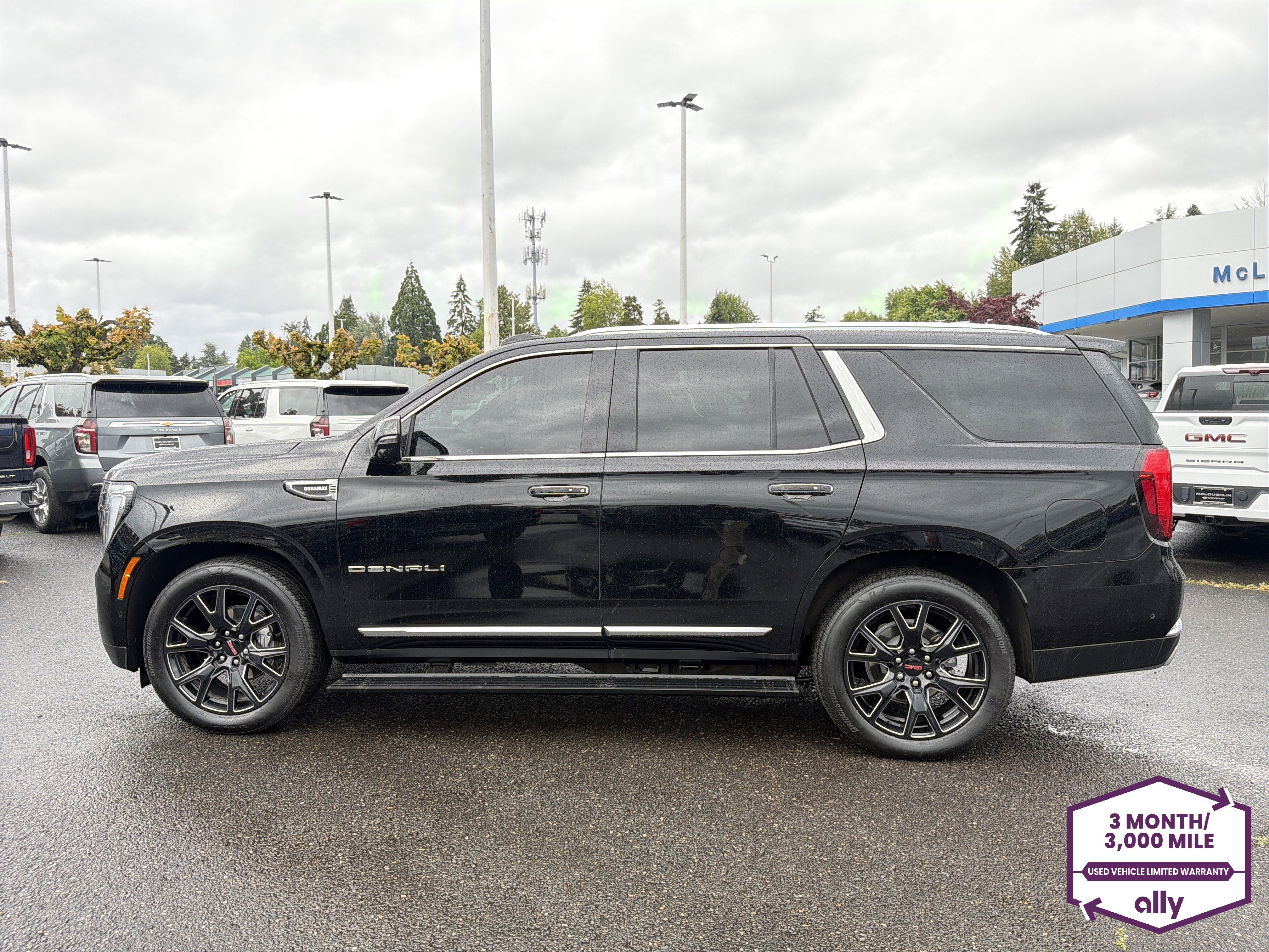 Used 2025 GMC Yukon Denali w/ Denali Reserve Package AWD/4WD image 2