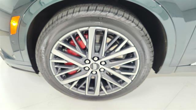 Used 2024 Cadillac XT6 Sport w/ Platinum Package image 38