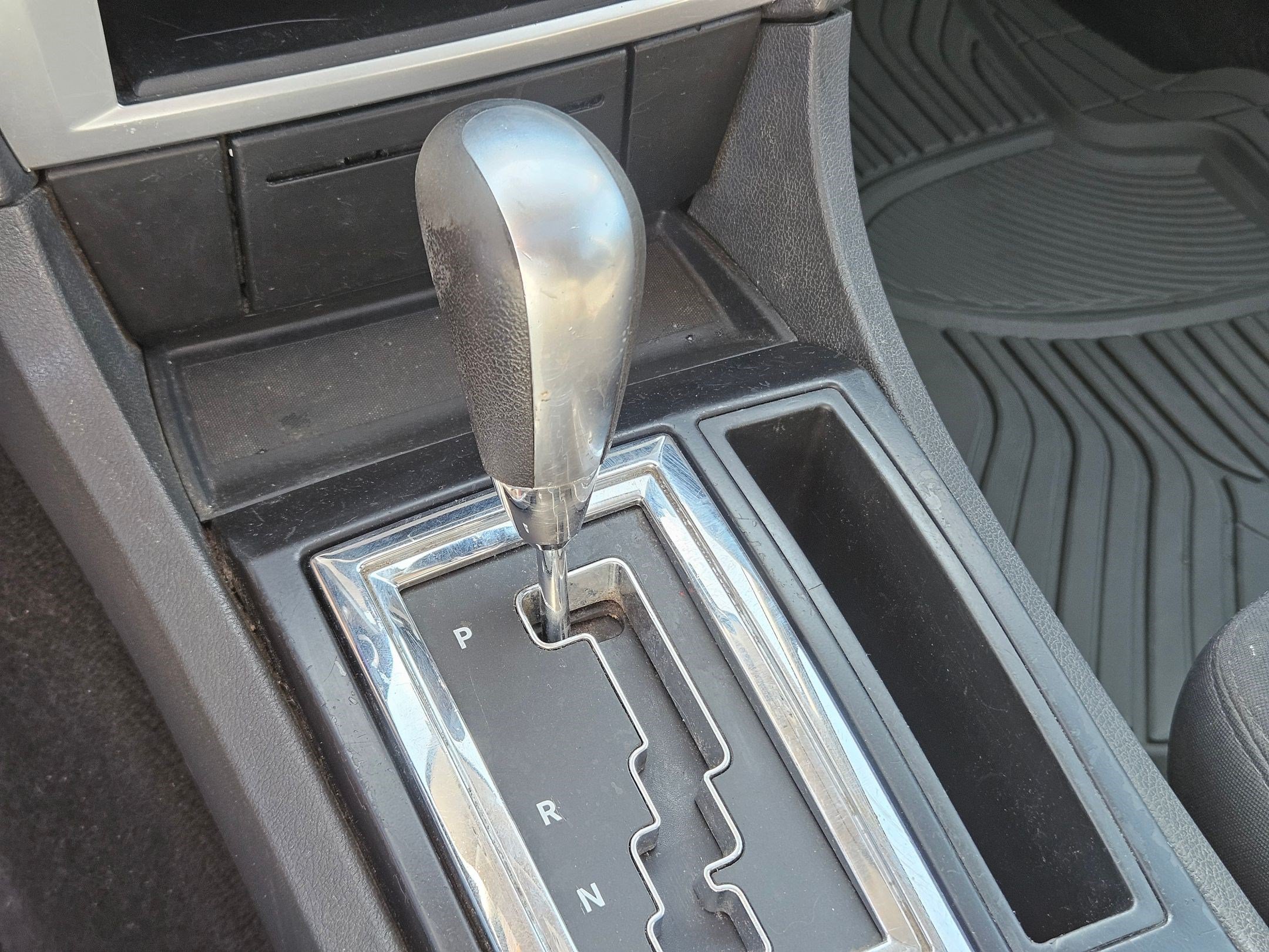 Used 2006 Dodge Magnum SXT RWD image 25