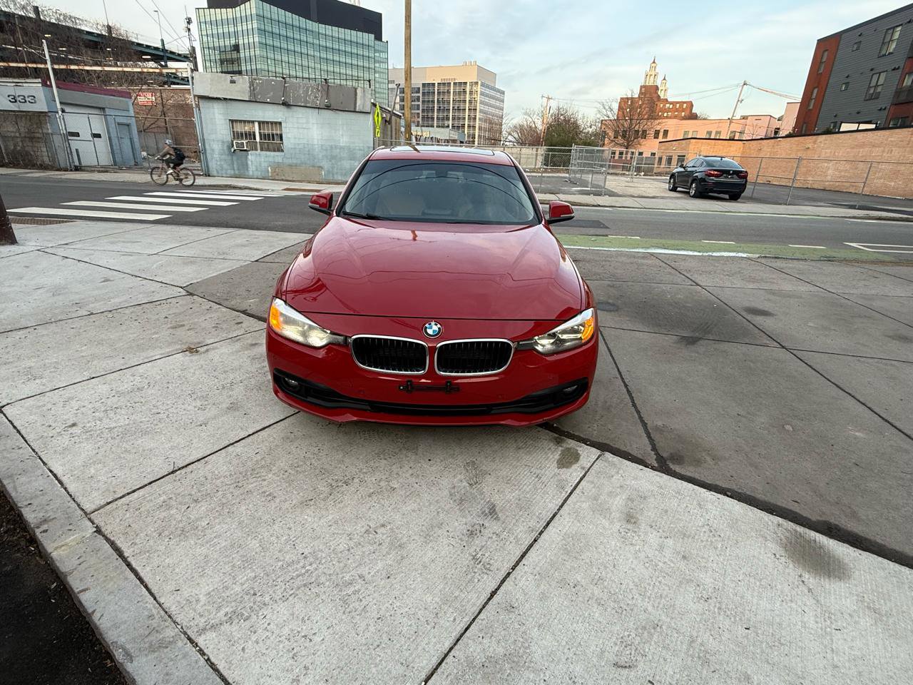 Used 2016 BMW 320i Sedan RWD image 6