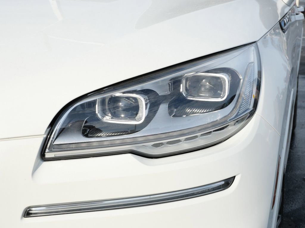 Used 2023 Lincoln Aviator Black Label w/ Dynamic Handling Package image 32