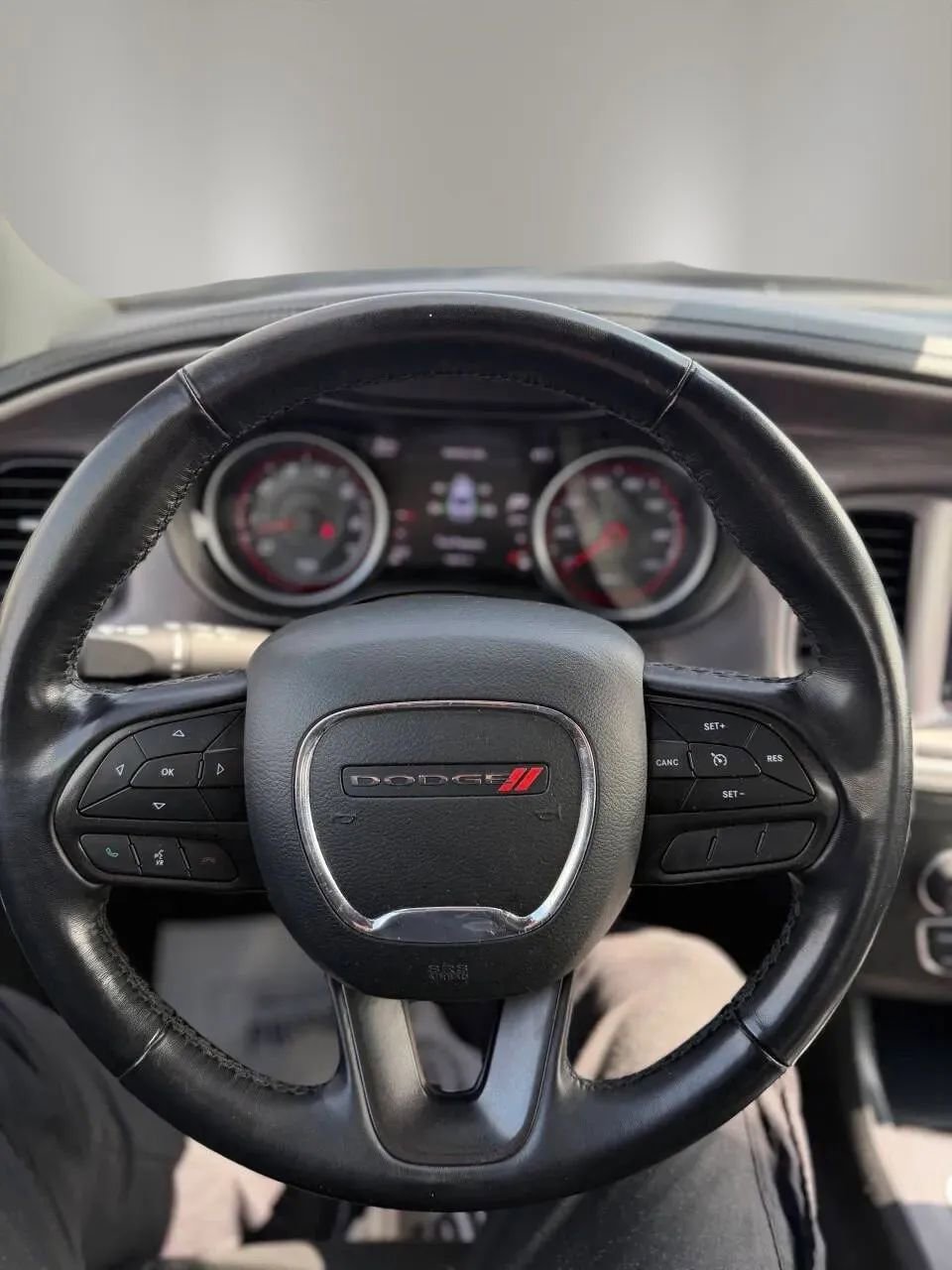 Used 2022 Dodge Charger SXT w/ Plus Group RWD image 13