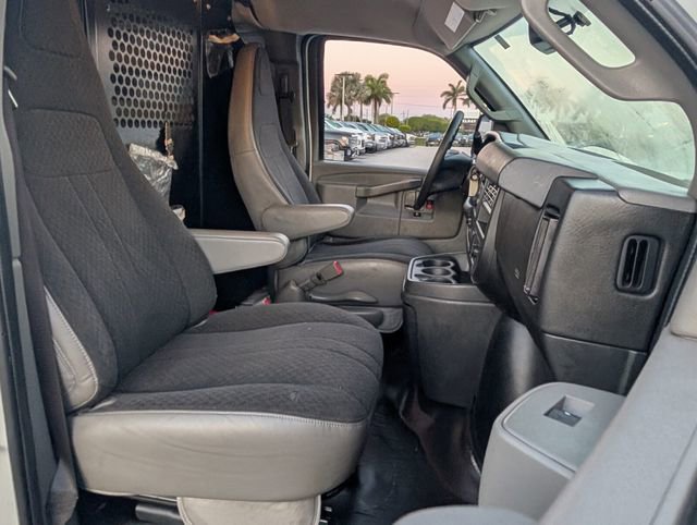 Used 2021 Chevrolet Express 2500 w/ Driver Convenience Package image 14