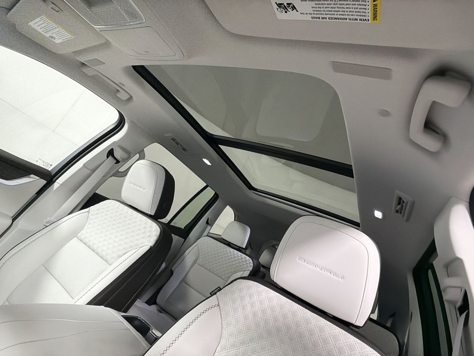 New 2026 GMC Acadia Denali w/ Super Cruise Package AWD/4WD image 24