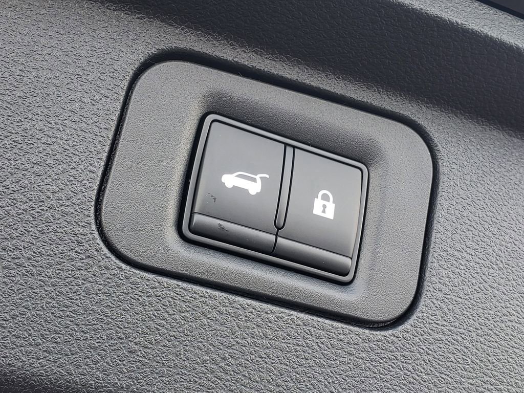 New 2026 Nissan Armada SL w/ Captain's Chari Seat Package image 10