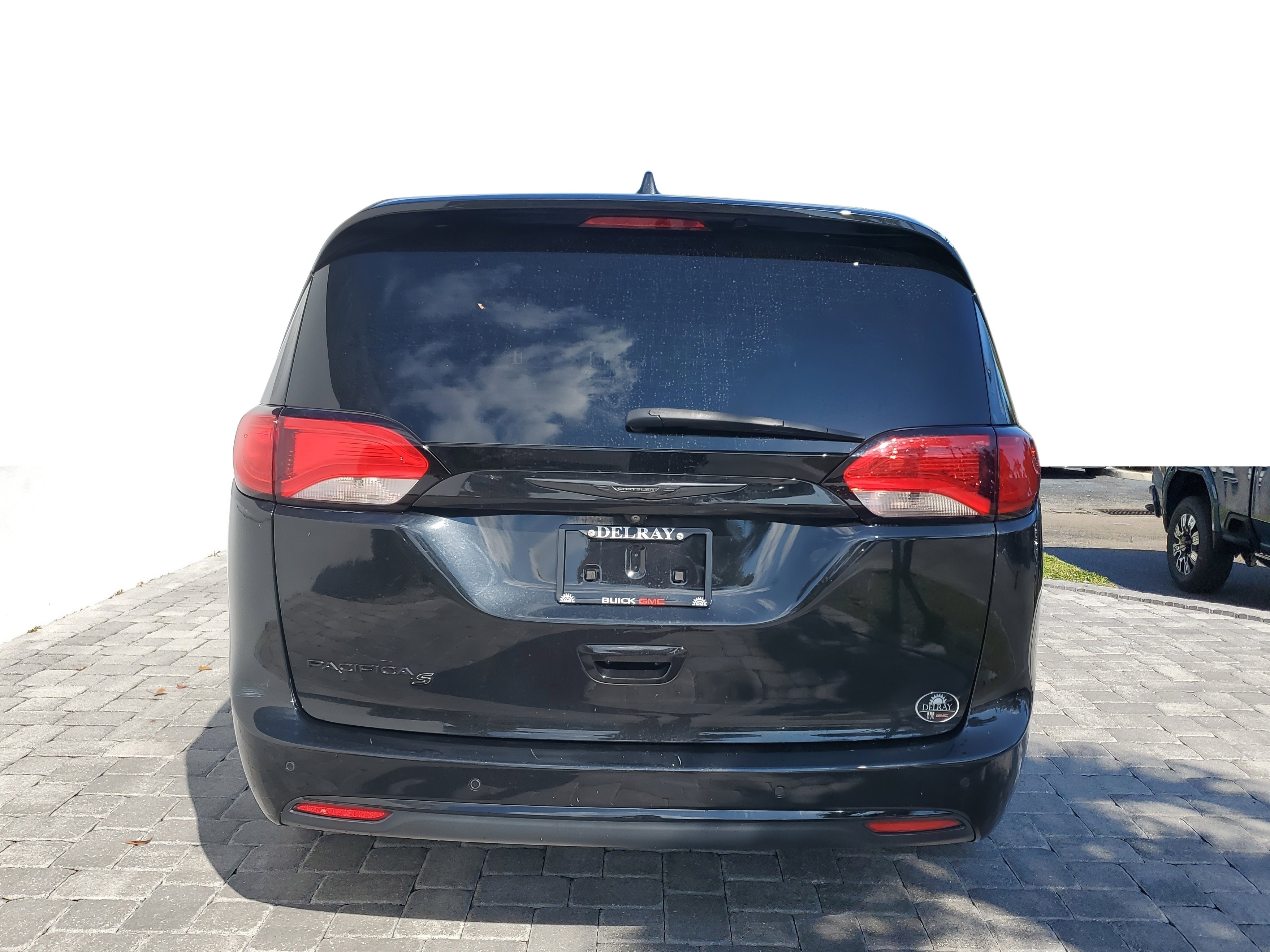 Used 2020 Chrysler Pacifica Touring w/ S Appearance Package image 5