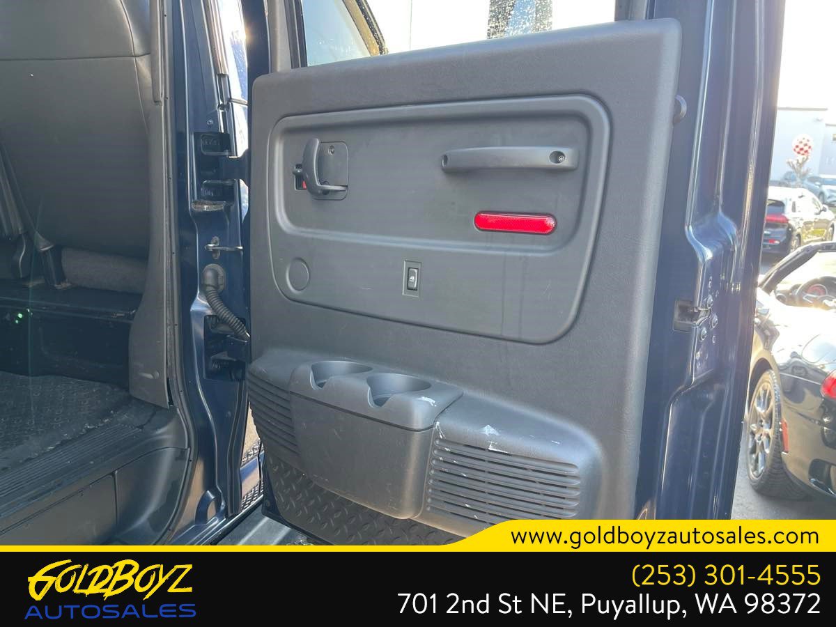 Used 2005 Chevrolet Kodiak C4500 2WD Crew Cab image 13