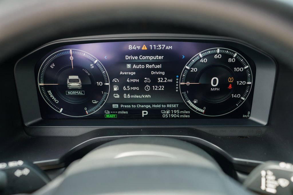 Used 2023 Mitsubishi Outlander LE image 28