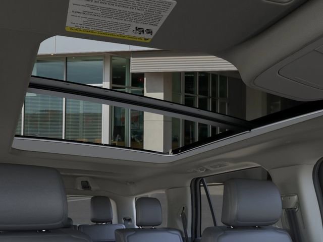 New 2026 Ford Expedition Active image 22