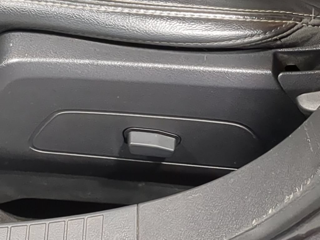 Used 2017 Jeep Patriot High Altitude FWD image 21