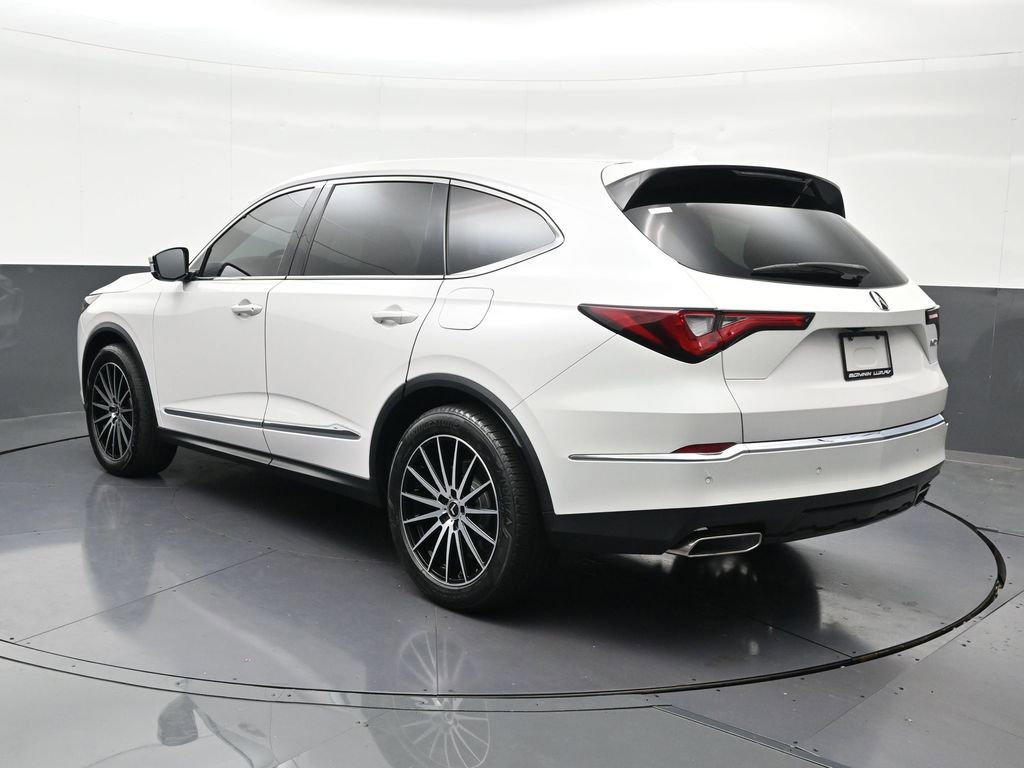 Used 2023 Acura MDX FWD w/ Technology Package image 3