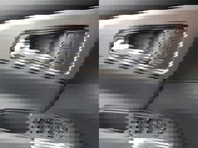 New 2025 Chevrolet Traverse LT w/ Enhanced Driving Package image 9