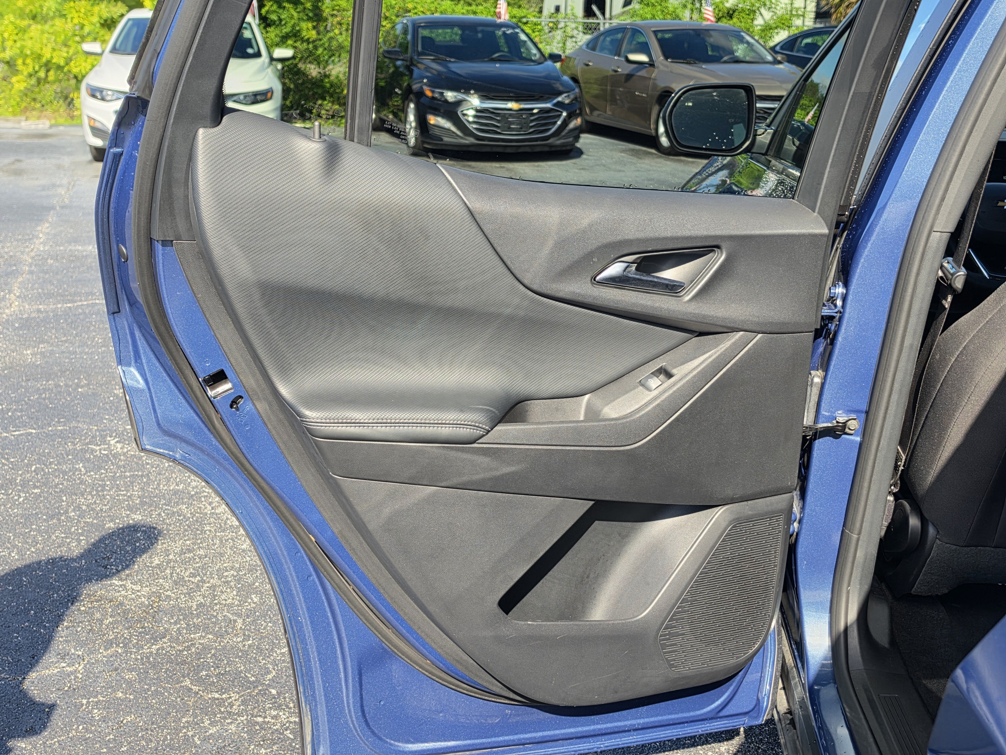 Certified 2026 Chevrolet Equinox LT FWD image 12