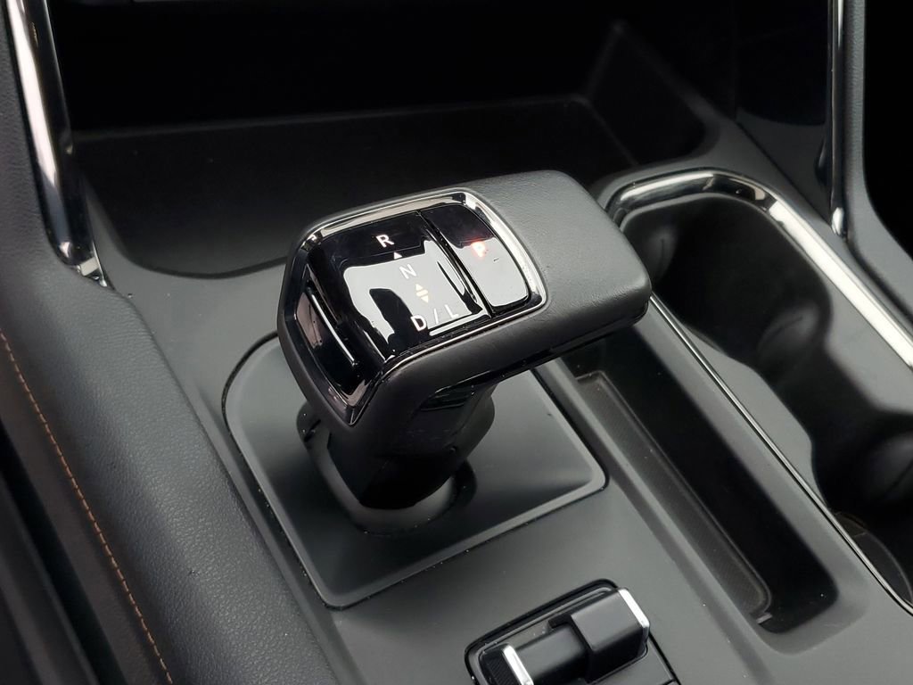 Used 2022 GMC Sierra 1500 AT4 w/ AT4 Premium Package image 29