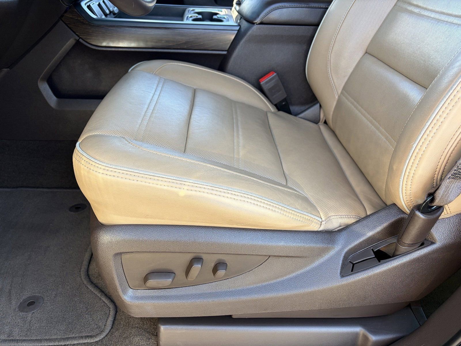 Used 2017 GMC Sierra 1500 Denali w/ Denali Ultimate Package image 22
