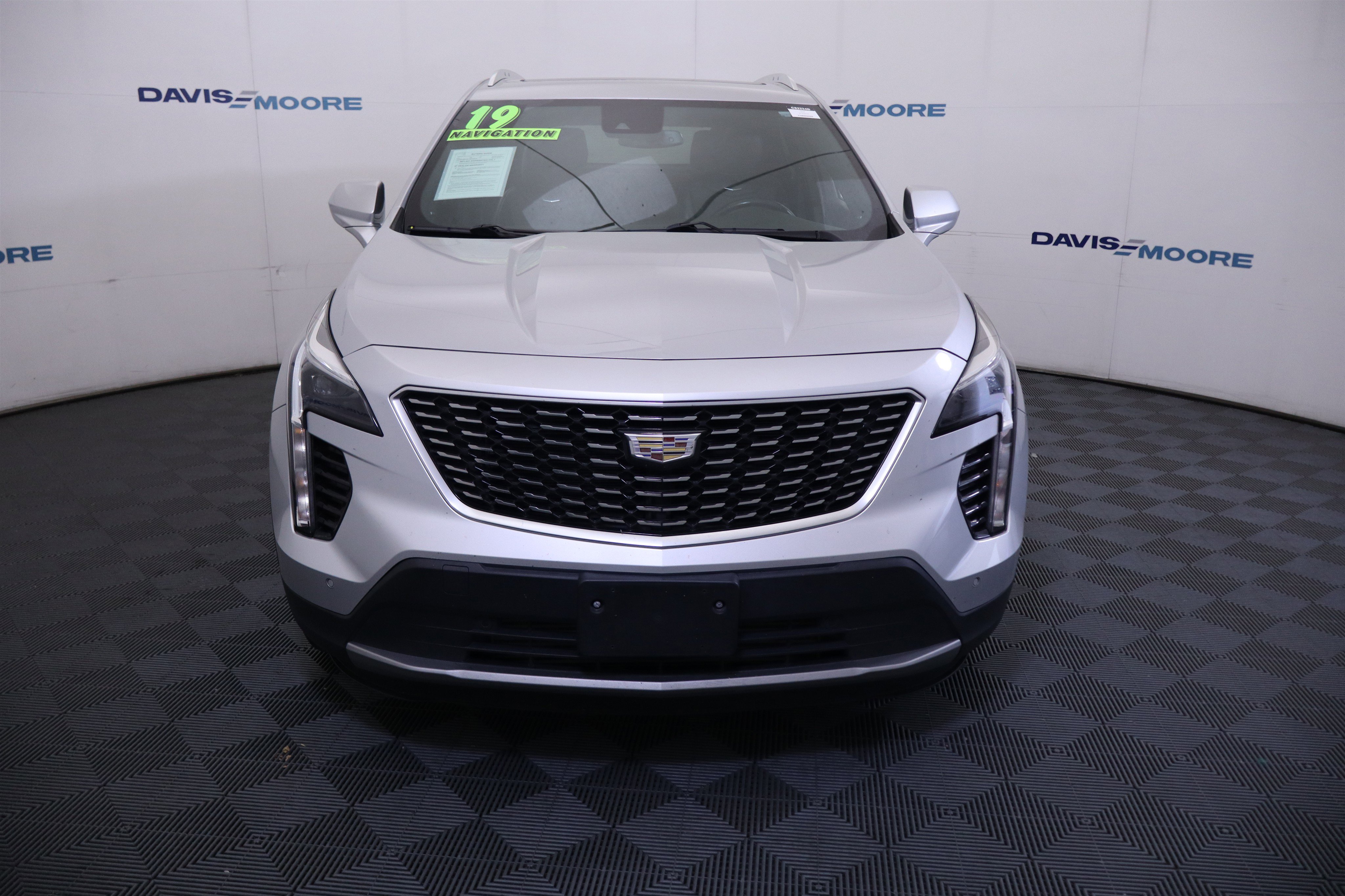 Used 2019 Cadillac XT4 Premium Luxury w/ Cold Weather Package AWD/4WD image 14