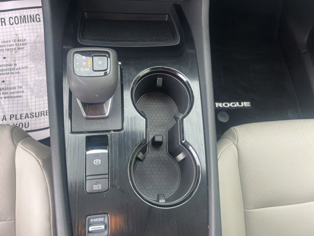 Used 2024 Nissan Rogue SV w/ SV Premium Package FWD image 18