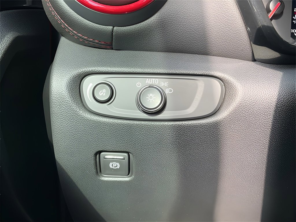 Used 2022 Chevrolet Blazer RS image 28