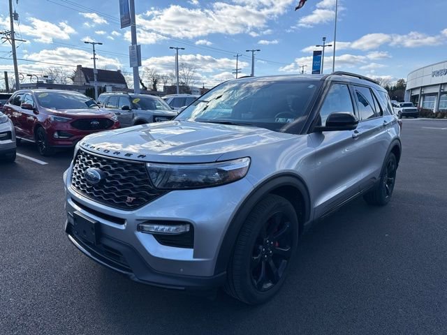 Certified 2023 Ford Explorer ST w/ Equipment Group 401A image 4